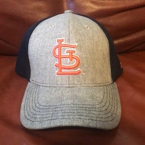 Saint Louis Cardinals Giveaway Hat Illini Edition